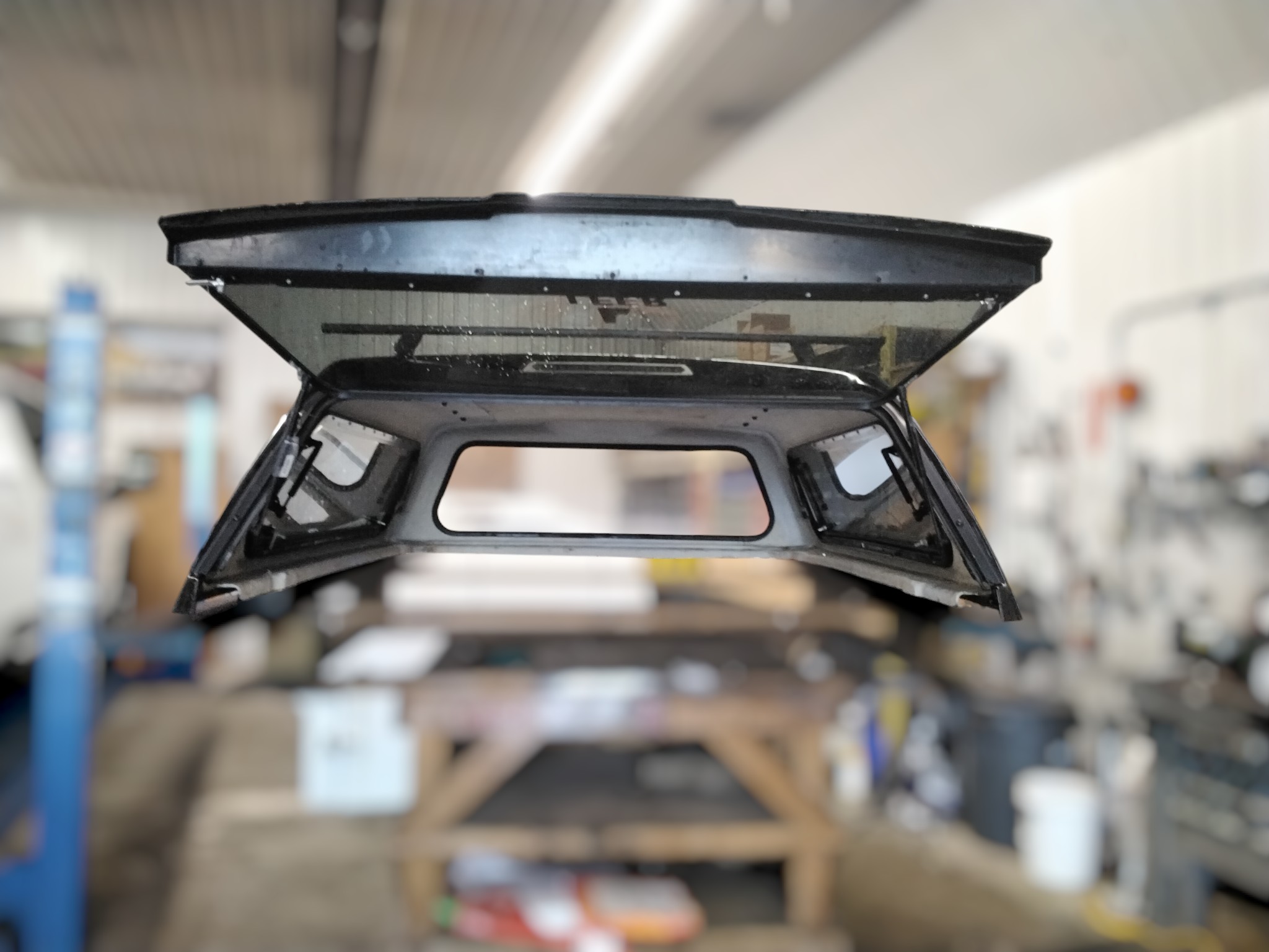 2021 - 2026 Ford F150 6'6 HX Antimatter Blue Leer Legend Truck Cap 6 2021 - 2026 Ford F150 6'6 HX Antimatter Blue Leer Legend Truck Cap - Image 6