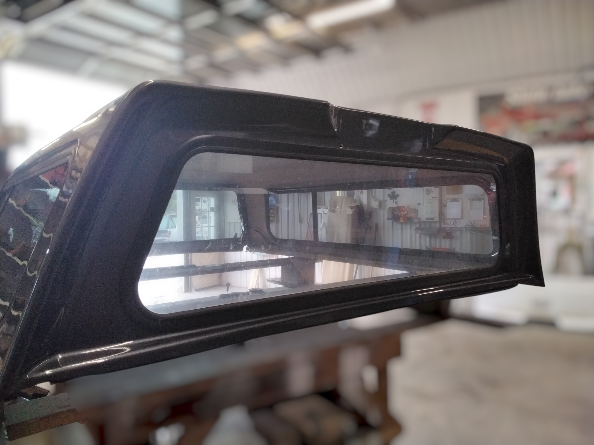 2015 - 2020 Ford F150 6'6 Gray Raider Truck Cap 4 2015 - 2020 Ford F150 6'6 Gray Raider Truck Cap - Image 4