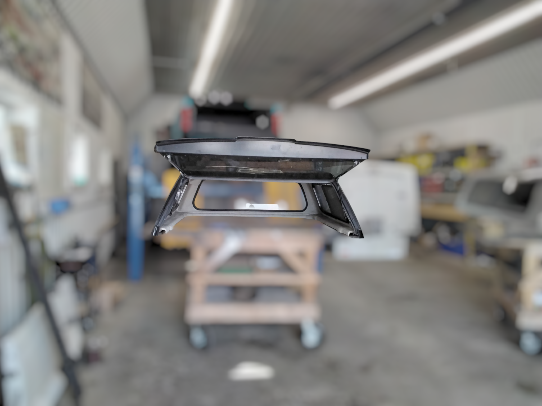 2021 - 2026 Ford F150 5'6 Black Leer Legend Truck Cap 3 2021 - 2026 Ford F150 5'6 Black Leer Legend Truck Cap - Image 3