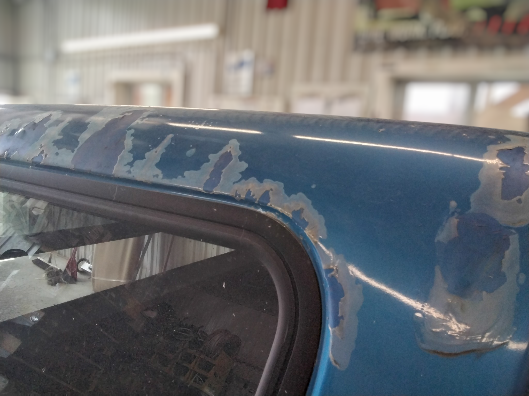 2005 - 2015 Toyota Tacoma 5'2 8P1 Blue Raider Vagabond Truck Cap 6 2005 - 2015 Toyota Tacoma 5'2 8P1 Blue Raider Vagabond Truck Cap - Image 6