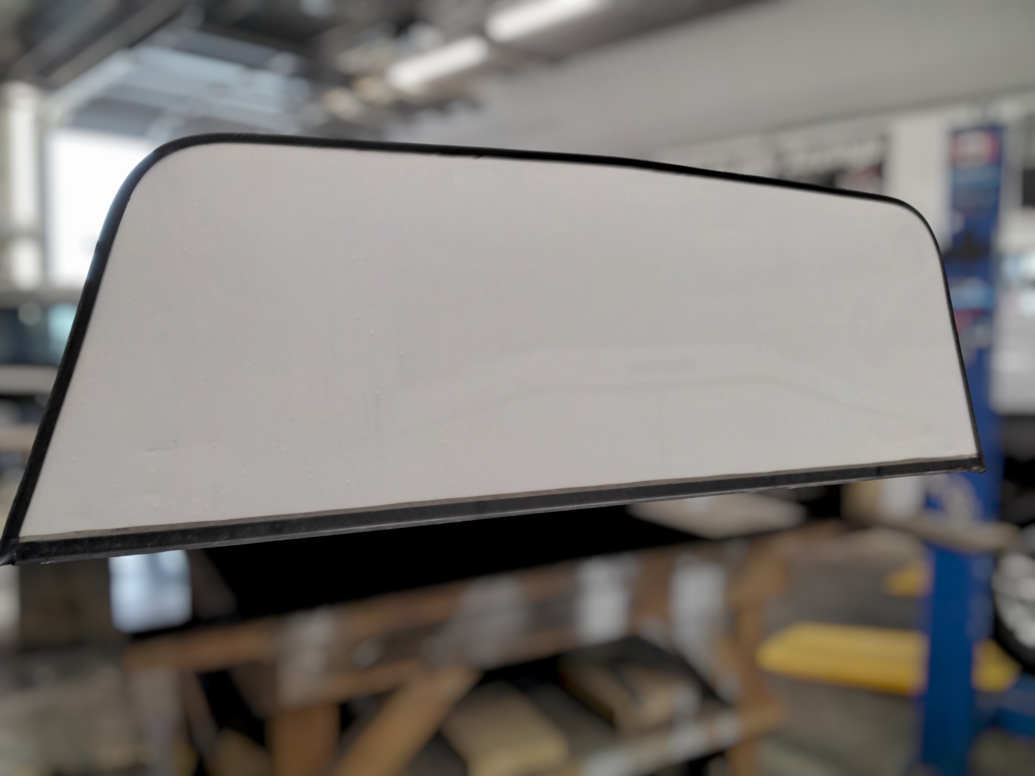 GMC Sierra or Chevrolet Silverado 1500 6'6 White Leer Contractor Truck Cap 4 GMC Sierra or Chevrolet Silverado 1500 6'6 White Leer Contractor Truck Cap - Image 4