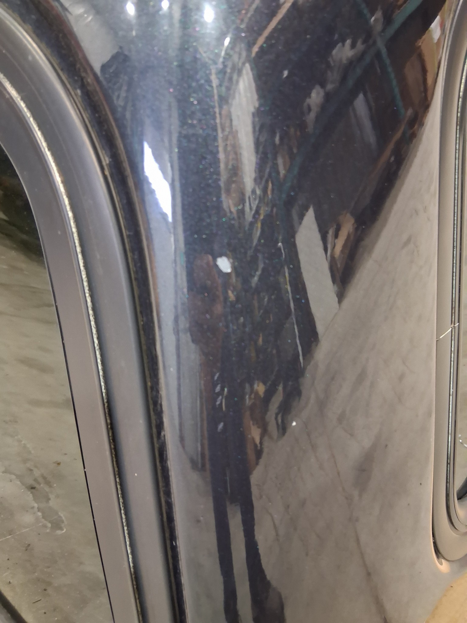 Dodge Ram 5'7 PAR Maximum Steel Leer Legend Truck Cap 4 Dodge Ram 5'7 PAR Maximum Steel Leer Legend Truck Cap - Image 4