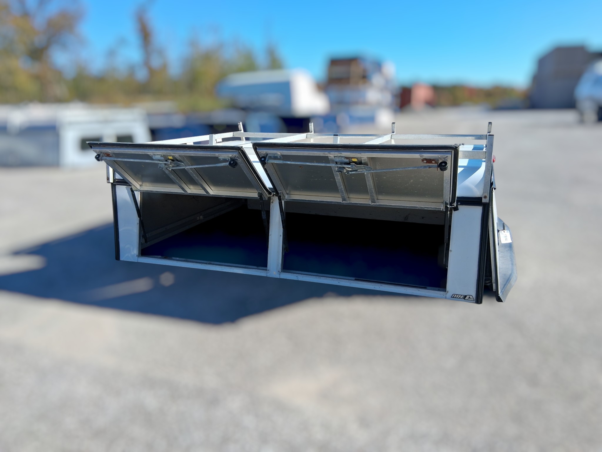 2015 - 2020 Ford F150 6'6 White ARE Contractor Truck Cap 4 2015 - 2020 Ford F150 6'6 White ARE Contractor Truck Cap - Image 4