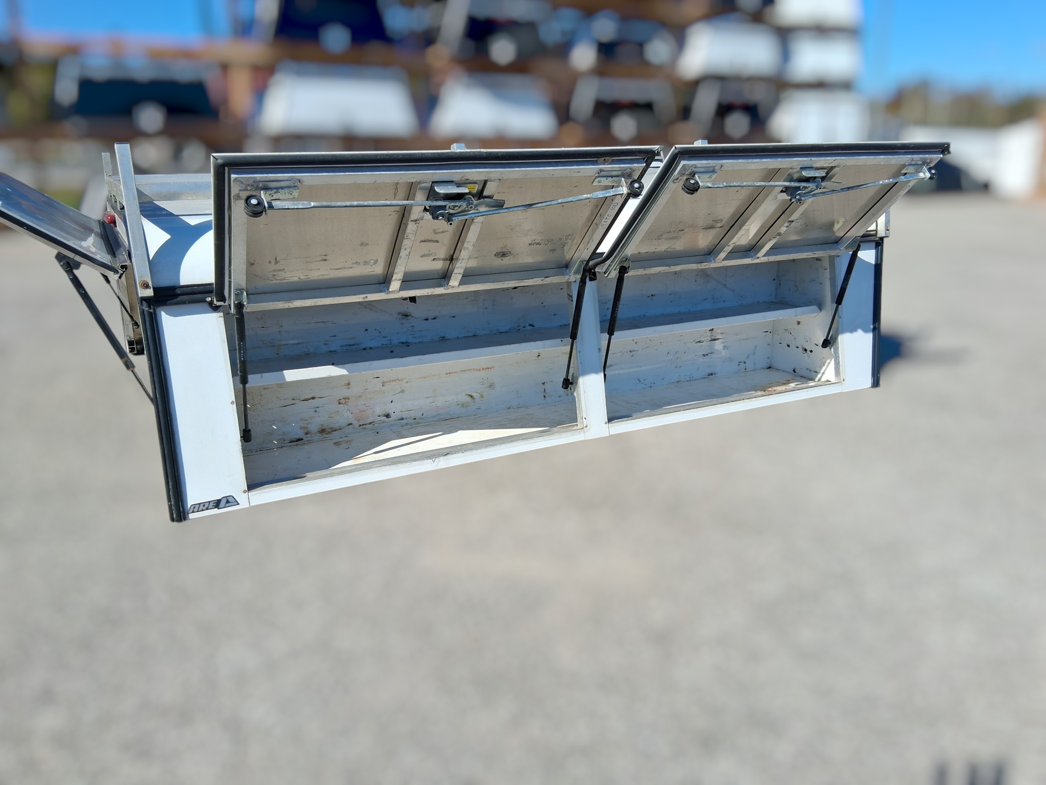 2015 - 2020 Ford F150 6'6 White ARE Contractor Truck Cap 7 2015 - 2020 Ford F150 6'6 White ARE Contractor Truck Cap - Image 7