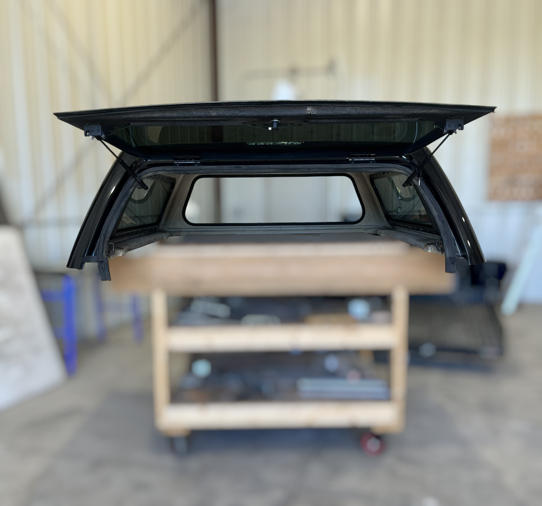 GMC Sierra or Chevrolet Silverado 6'6 GBA Black Leer100XL Truck Cap 3 GMC Sierra or Chevrolet Silverado 6'6 GBA Black Leer100XL Truck Cap - Image 3
