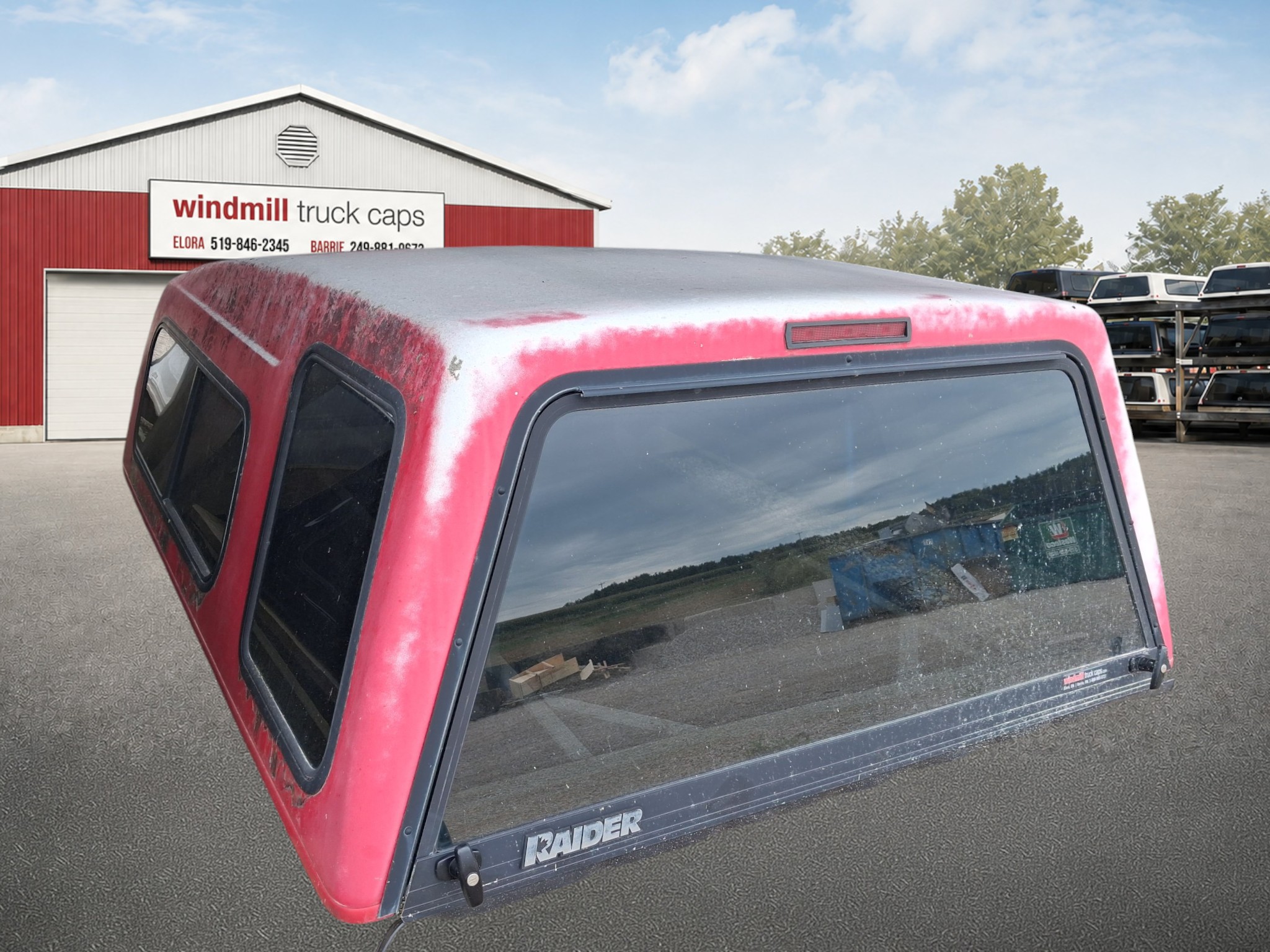1994 - 2003 Chevrolet S10 or GMC Sonoma 6' Red High Rise Truck Cap 2 1994 - 2003 Chevrolet S10 or GMC Sonoma 6' Red High Rise Truck Cap - Image 2