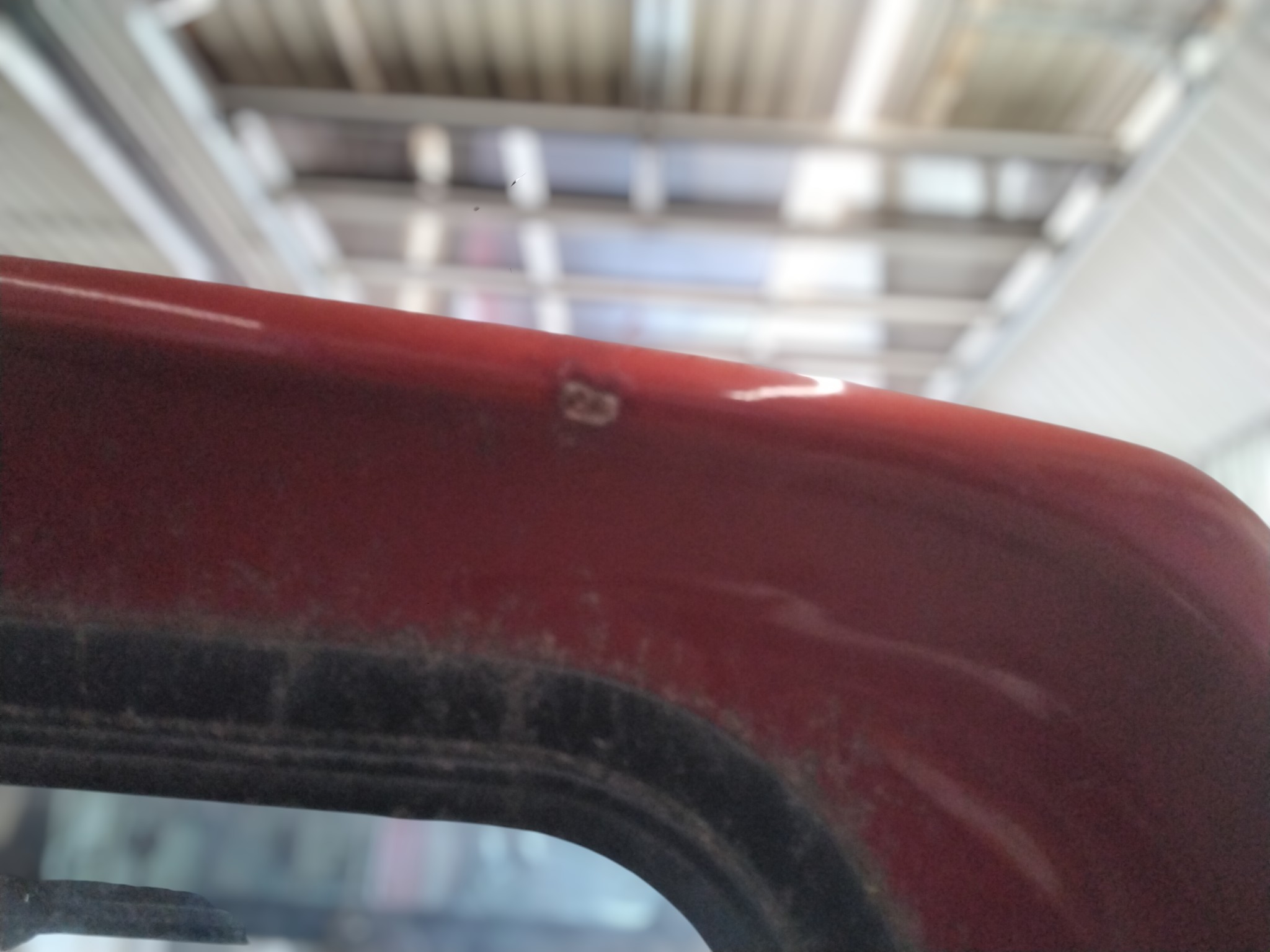 2009 - 2014 Ford F150 6'6 U6 Candy Red Leer100XR Truck Cap 6 2009 - 2014 Ford F150 6'6 U6 Candy Red Leer100XR Truck Cap - Image 6