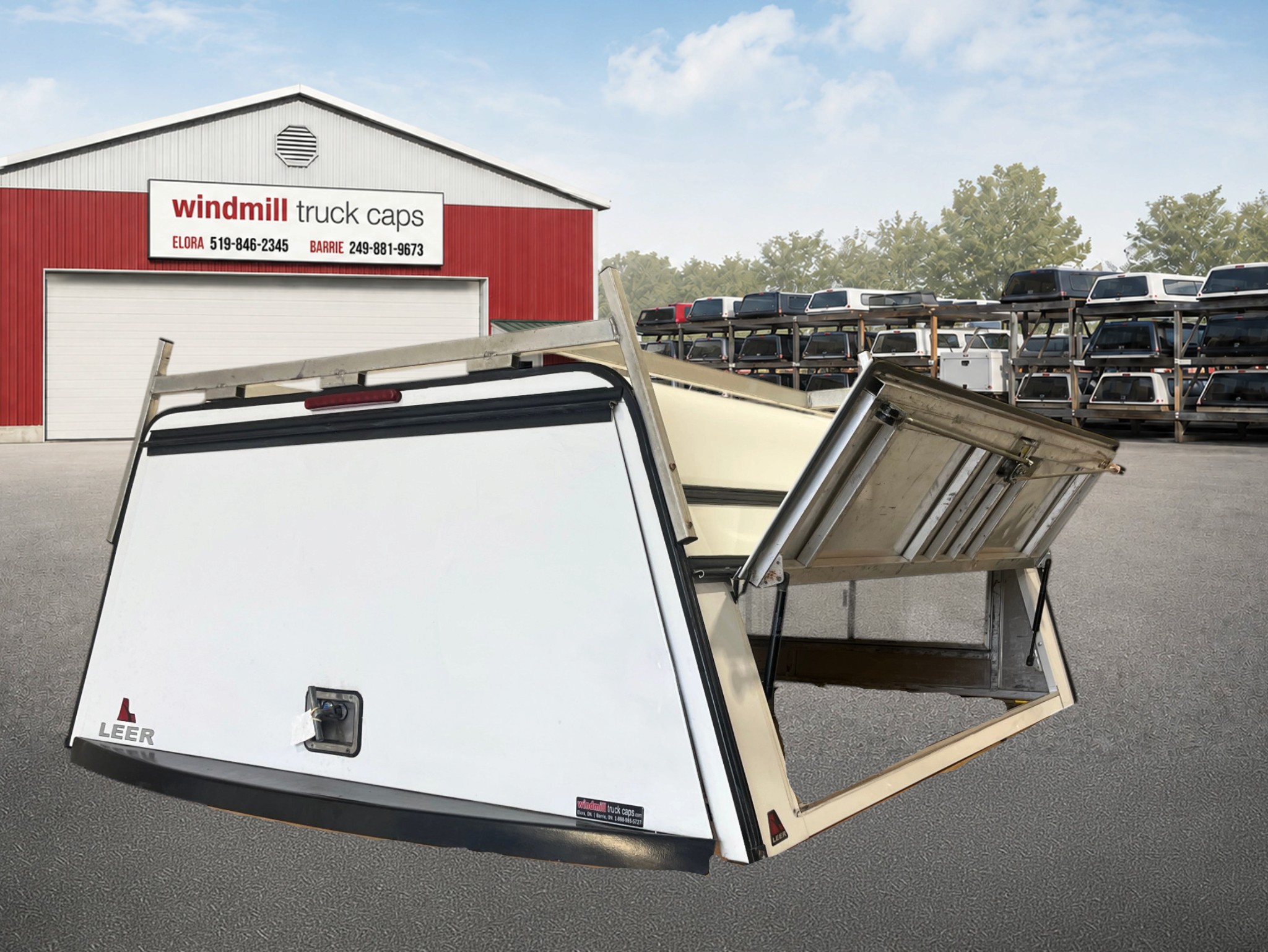 Dodge Ram 6'4 White Leer Contractor Truck Cap 3 Dodge Ram 6'4 White Leer Contractor Truck Cap - Image 3
