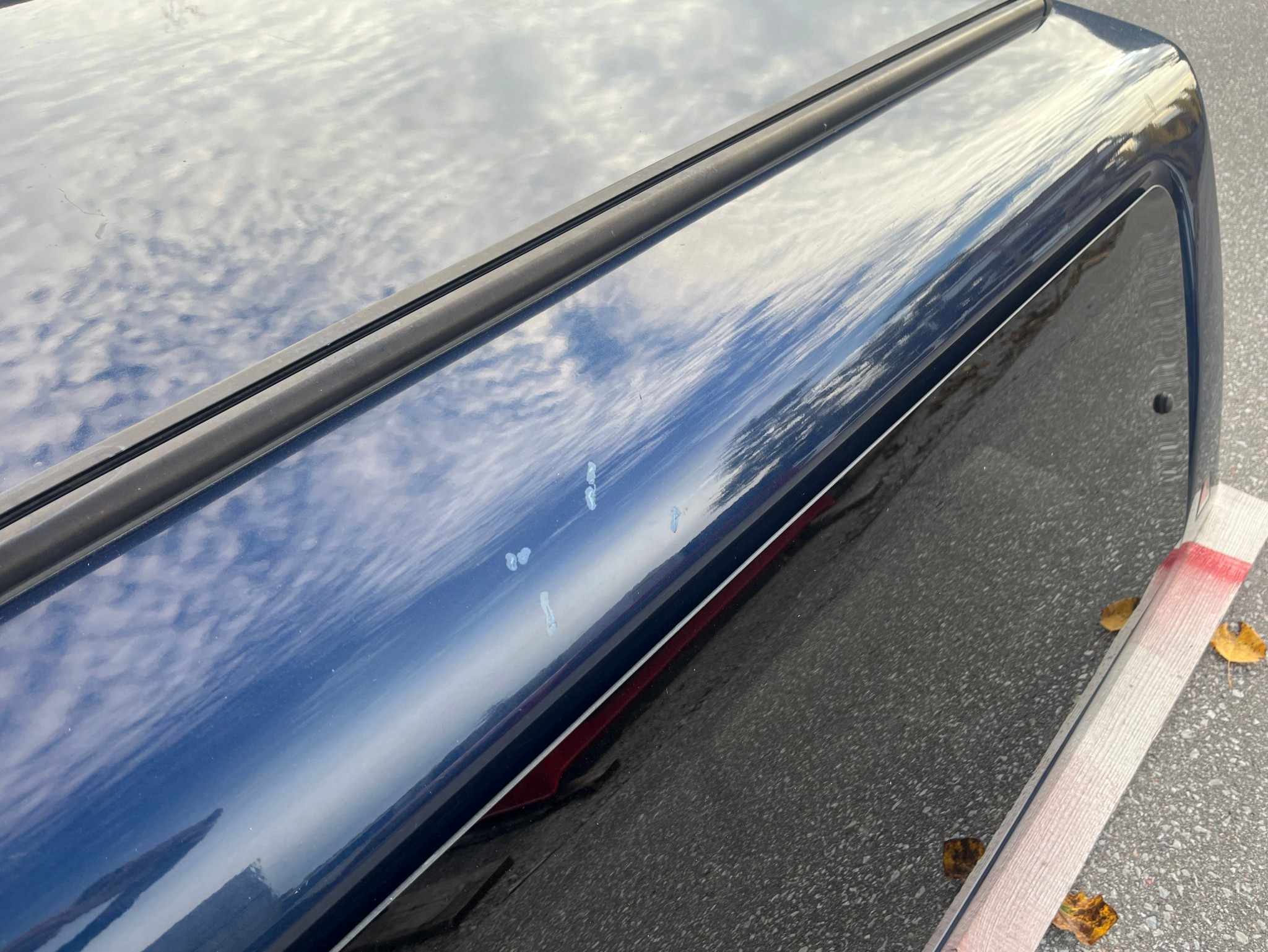 2005 - 2015 Nissan Frontier 6'2 RAB Deep Blue Leer100XQ Truck Cap 7 2005 - 2015 Nissan Frontier 6'2 RAB Deep Blue Leer100XQ Truck Cap - Image 7