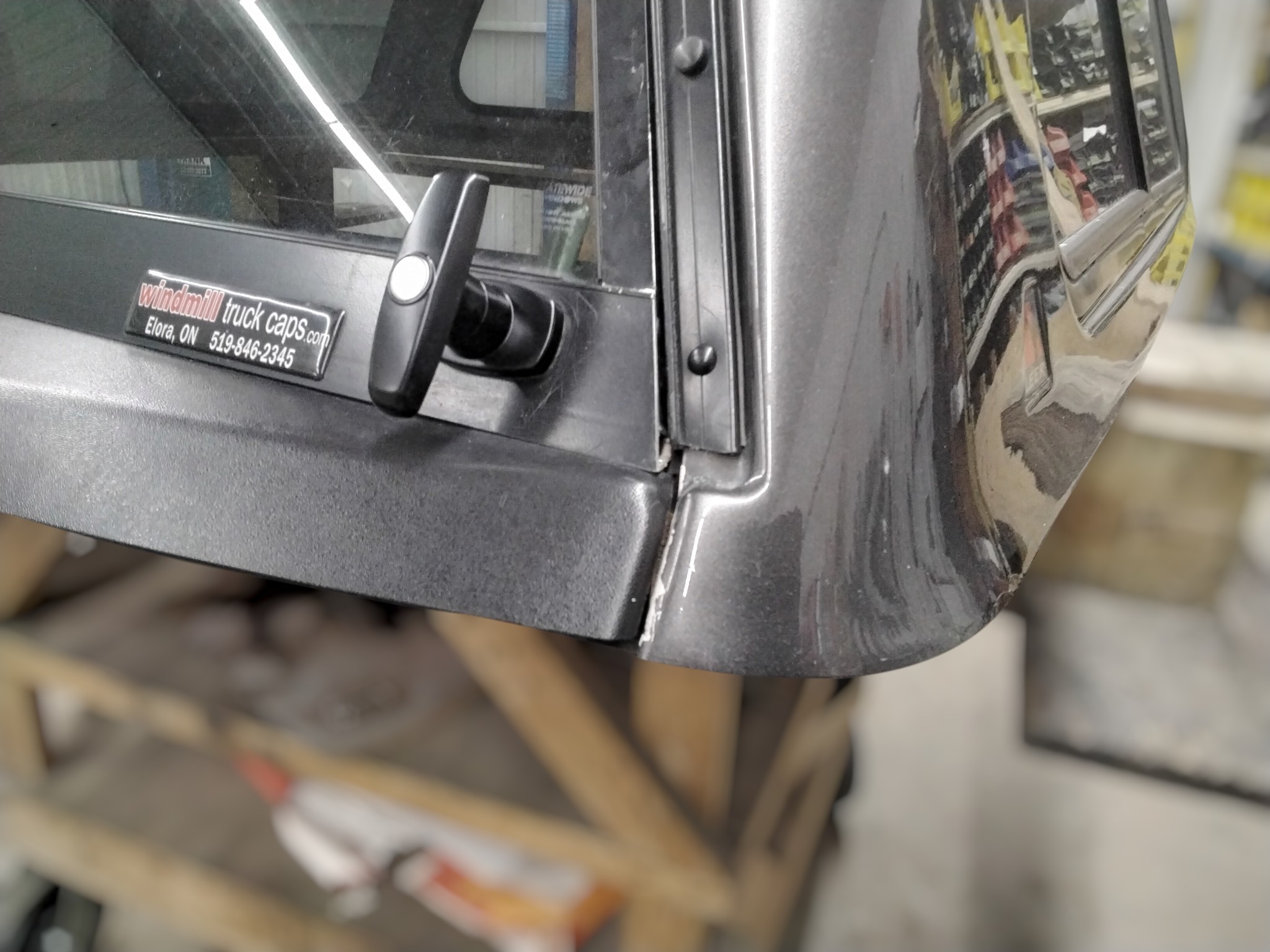 2019 - 2027 Dodge Ram 5'7 New Body Style Grey Leer Legend Truck Cap 5 2019 - 2027 Dodge Ram 5'7 New Body Style Grey Leer Legend Truck Cap - Image 5