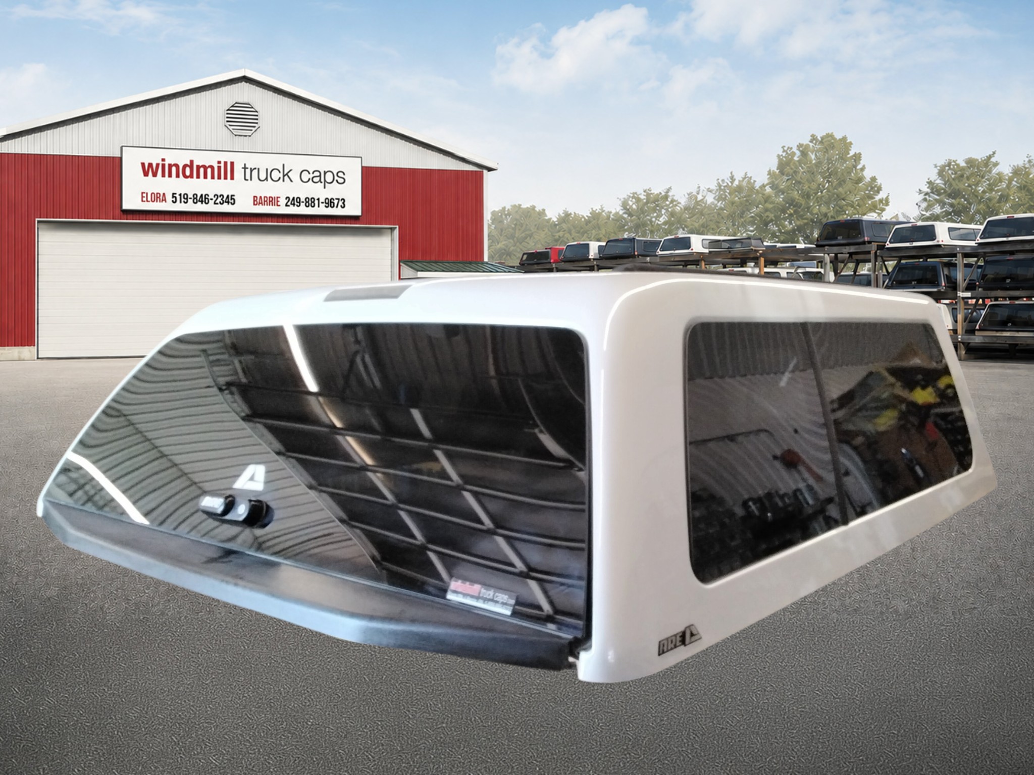 2015 - 2020 Ford F150 5'6 UG Platinum White Z Series ARE Truck Cap 2 2015 - 2020 Ford F150 5'6 UG Platinum White Z Series ARE Truck Cap - Image 2
